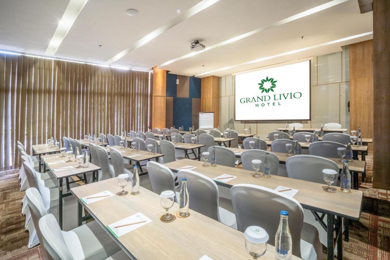 Grand Livio Kuta Hotel Легиан Экстерьер фото